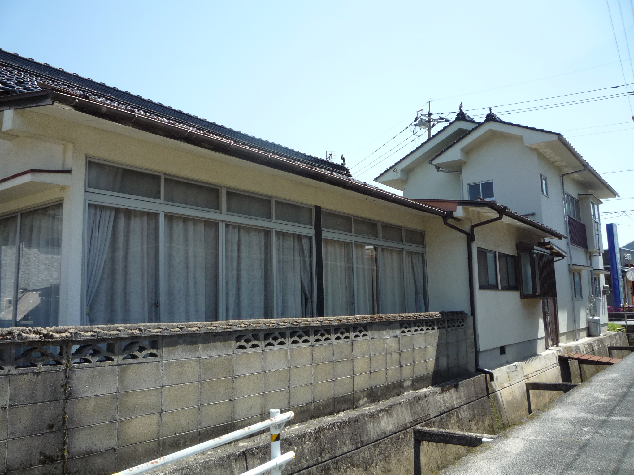 安芸高田市 吉田町吉田 3