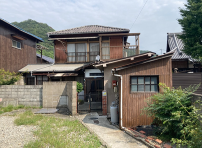 JR三原駅、学校、商業施設（イオンモール）、病院が500ｍ圏内の生活に便利なエリア！