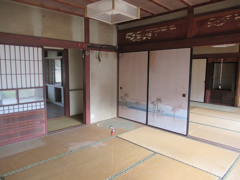 三次市 三良坂町三良坂 4