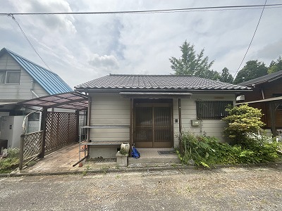 【北広島町547】使い勝手の良い間取り！サンルーム付のコンパクトな建物です！