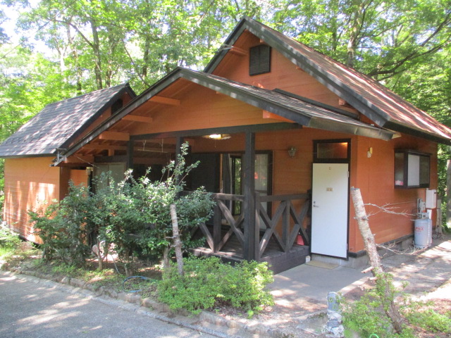【北広島町512】静かな別荘団地内にあるロフト付きのコンパクトな平屋建て！