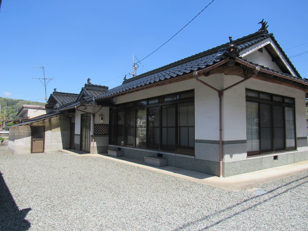 芸備線に近い物件です。外装、内装ともにきれいに整理されています。