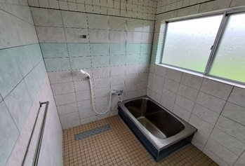 三原市 本郷町船木 4