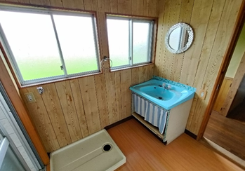 三原市 本郷町船木 3