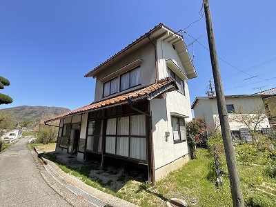 【北広島町545】徒歩圏内に主要な生活施設、医療施設が揃う便利な立地！