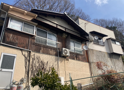 高台で眺望、日当たりが良好な物件です！