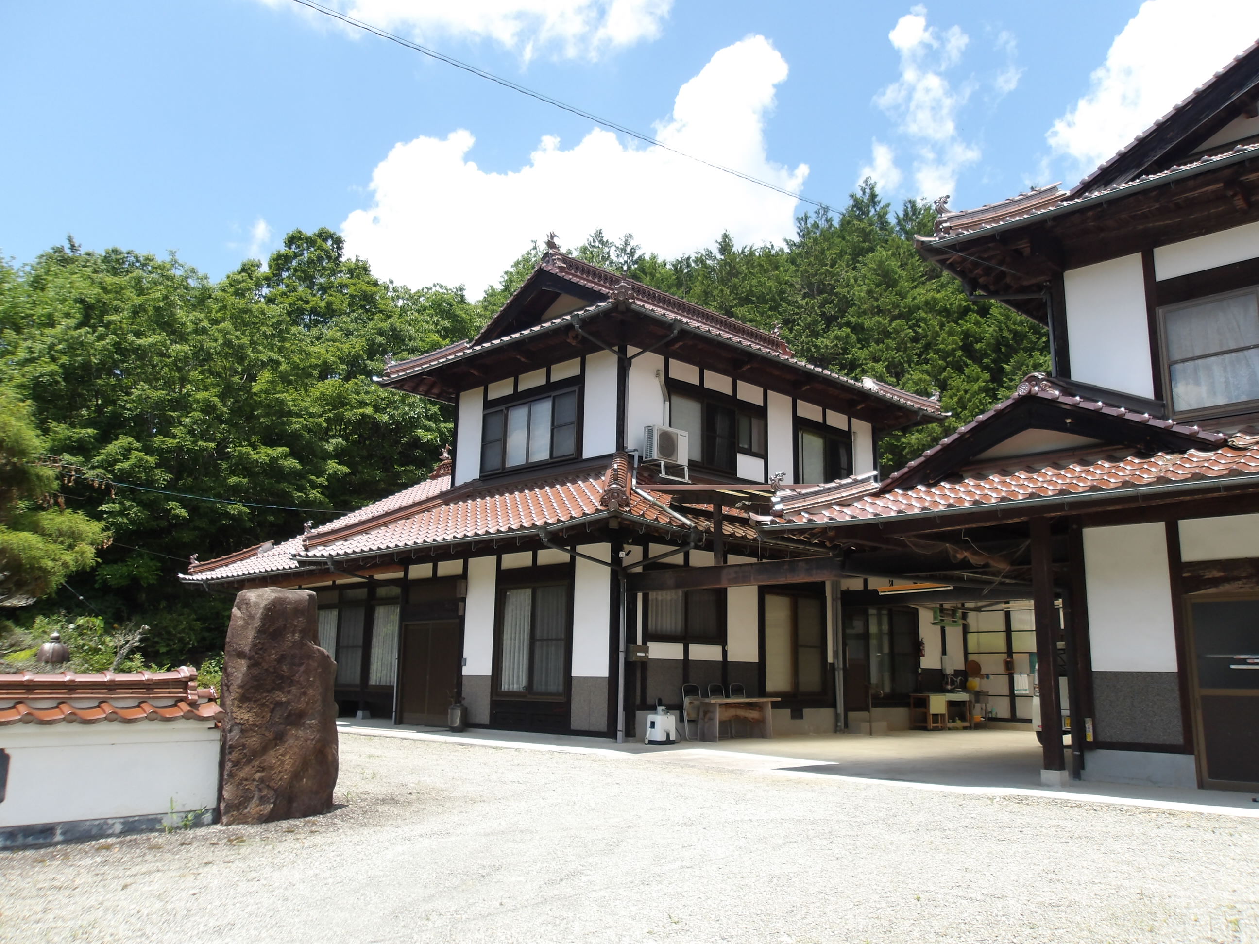 幹線道路沿いの好立地！空き家期間が短い物件