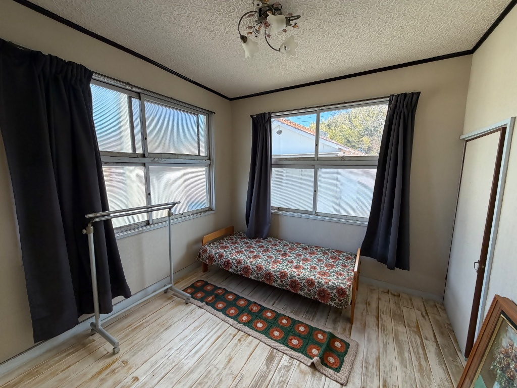 三原市 大和町下徳良 4