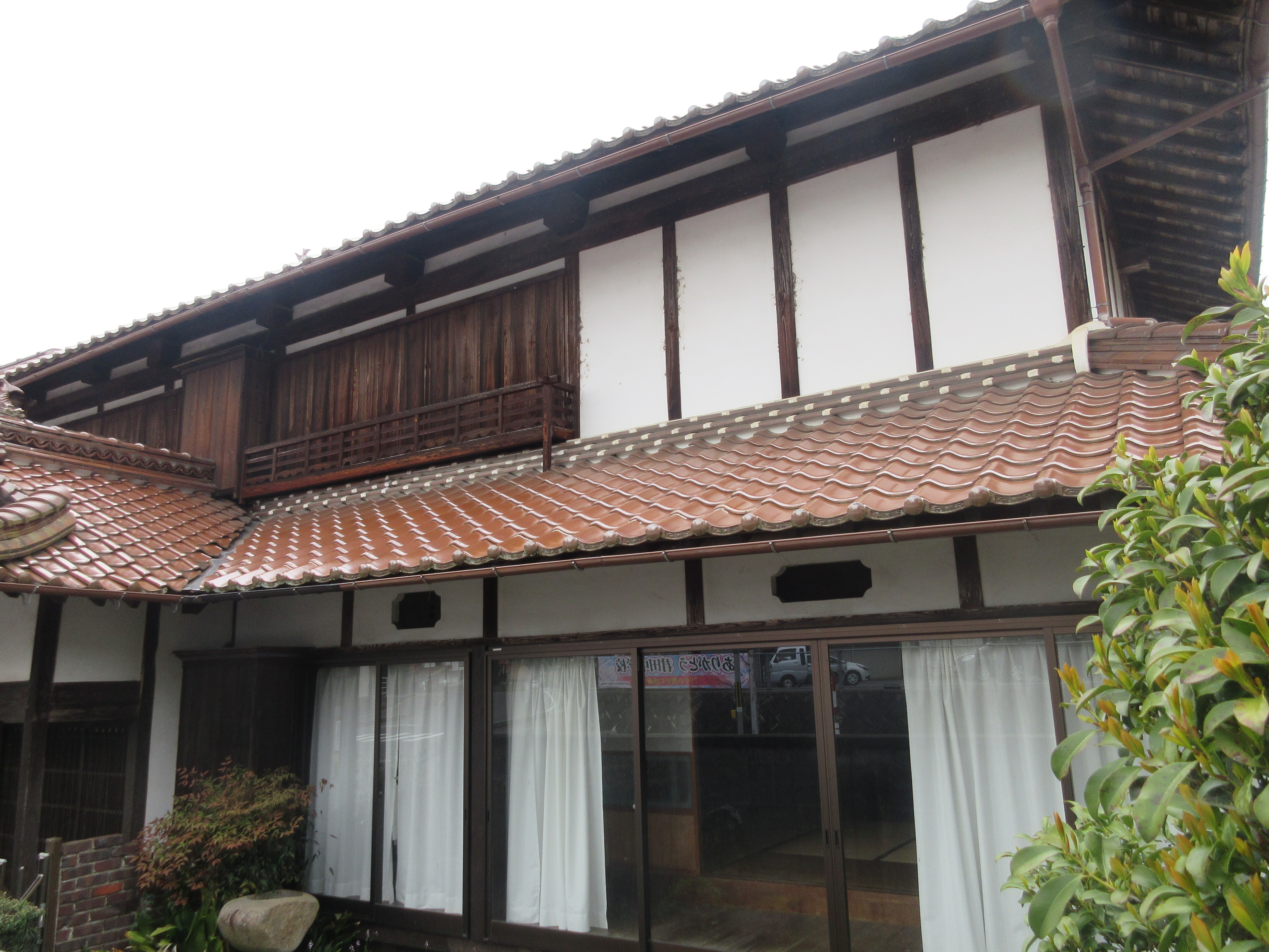 明治に建築された、囲炉裏のある古民家。