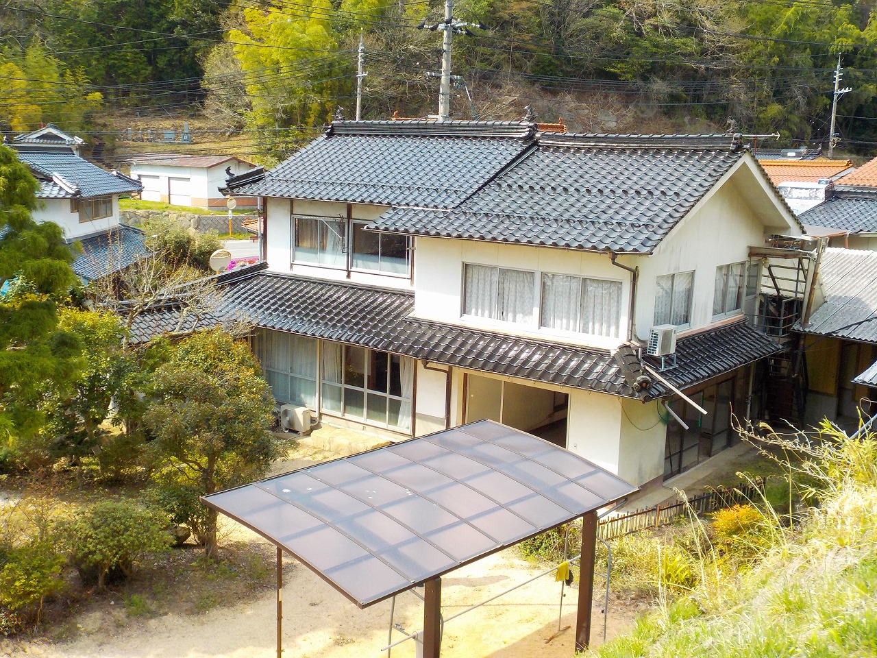 世羅ICまで車で5分！作業場のある家